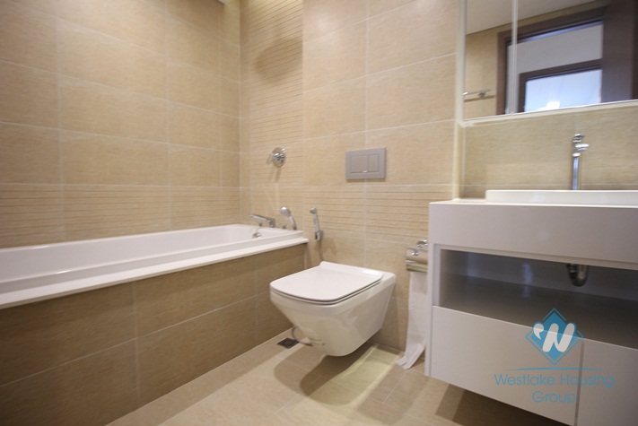 Beautiful one bedroom apartment for rent in Vinhome Metropolis, Ba Dinh district, Ha Noi